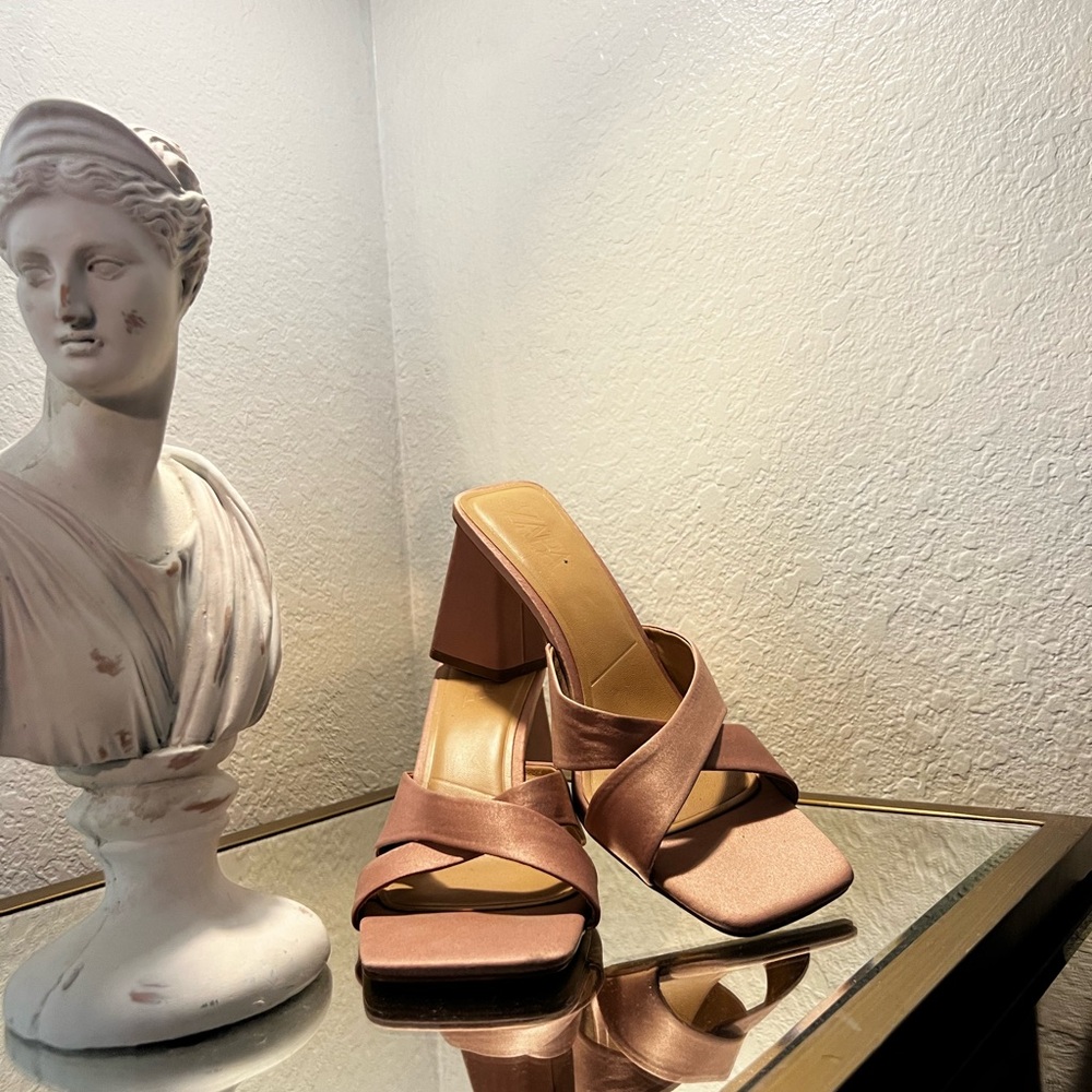 Zara Satin Block Heel Mules in Dusty Rose - Size 41